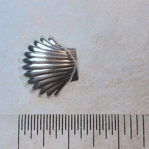 Sterling Silver Scallop Shell Stud Earrings - Picture 4 of 5